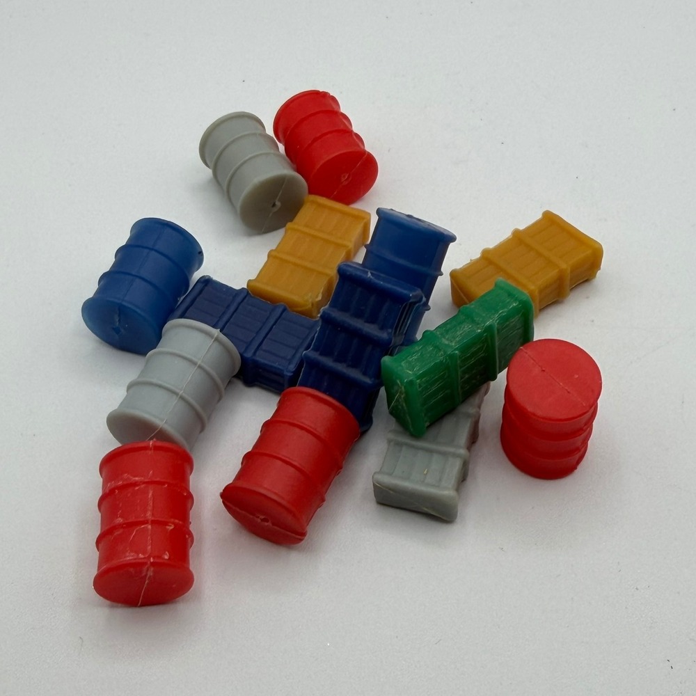 Vintage 1:18 Figure Accessory Lot - Oil Barrels & Crates G.I. Joe / The Corps!